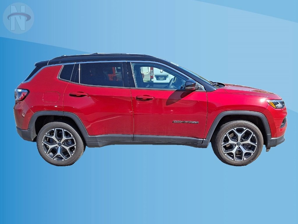 Used 2025 Jeep Compass Limited AWD/4WD image 26