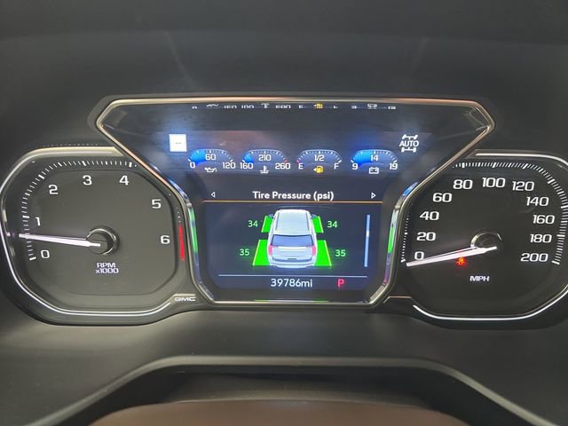 Used 2021 GMC Yukon XL Denali image 15