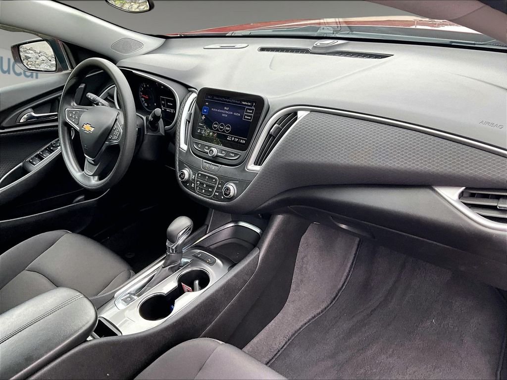 Used 2024 Chevrolet Malibu LT FWD image 14