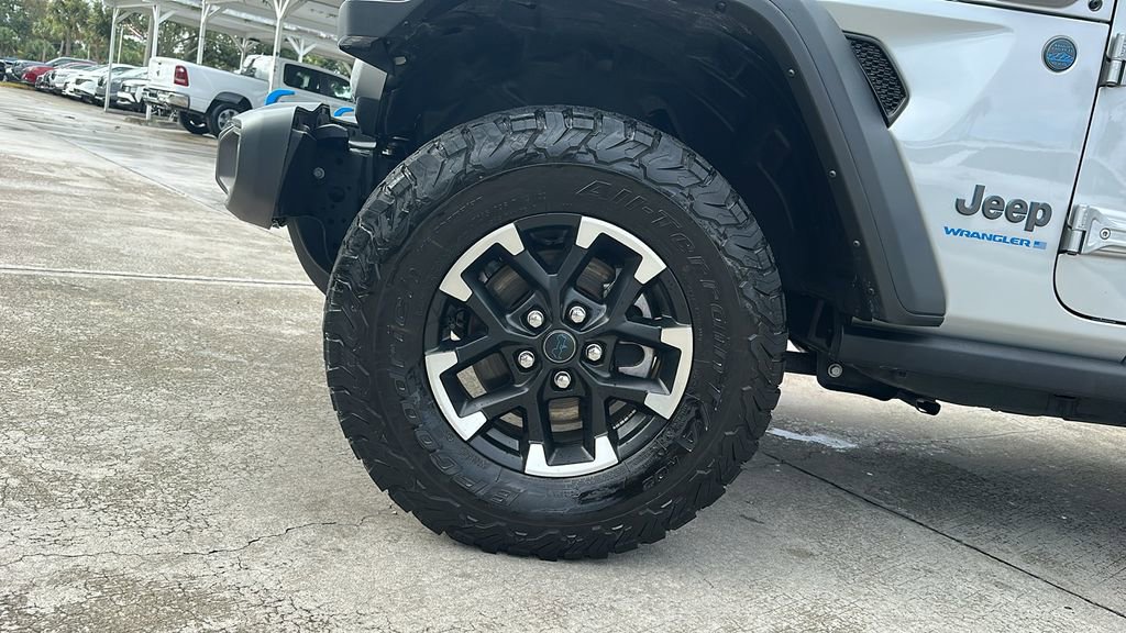 Used 2024 Jeep Wrangler Unlimited Rubicon 4xe image 12