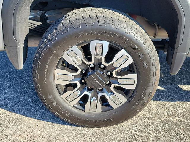 Used 2025 GMC Sierra 2500 Denali w/ Technology Package image 6