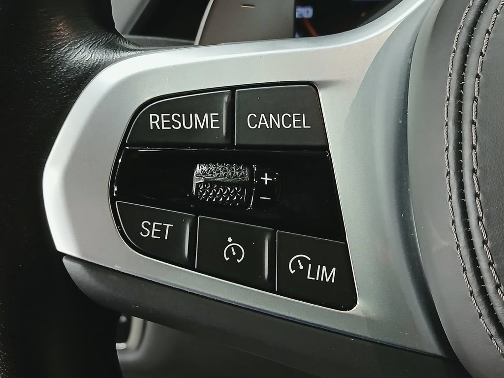 Used 2023 BMW X5 M50i AWD/4WD image 29