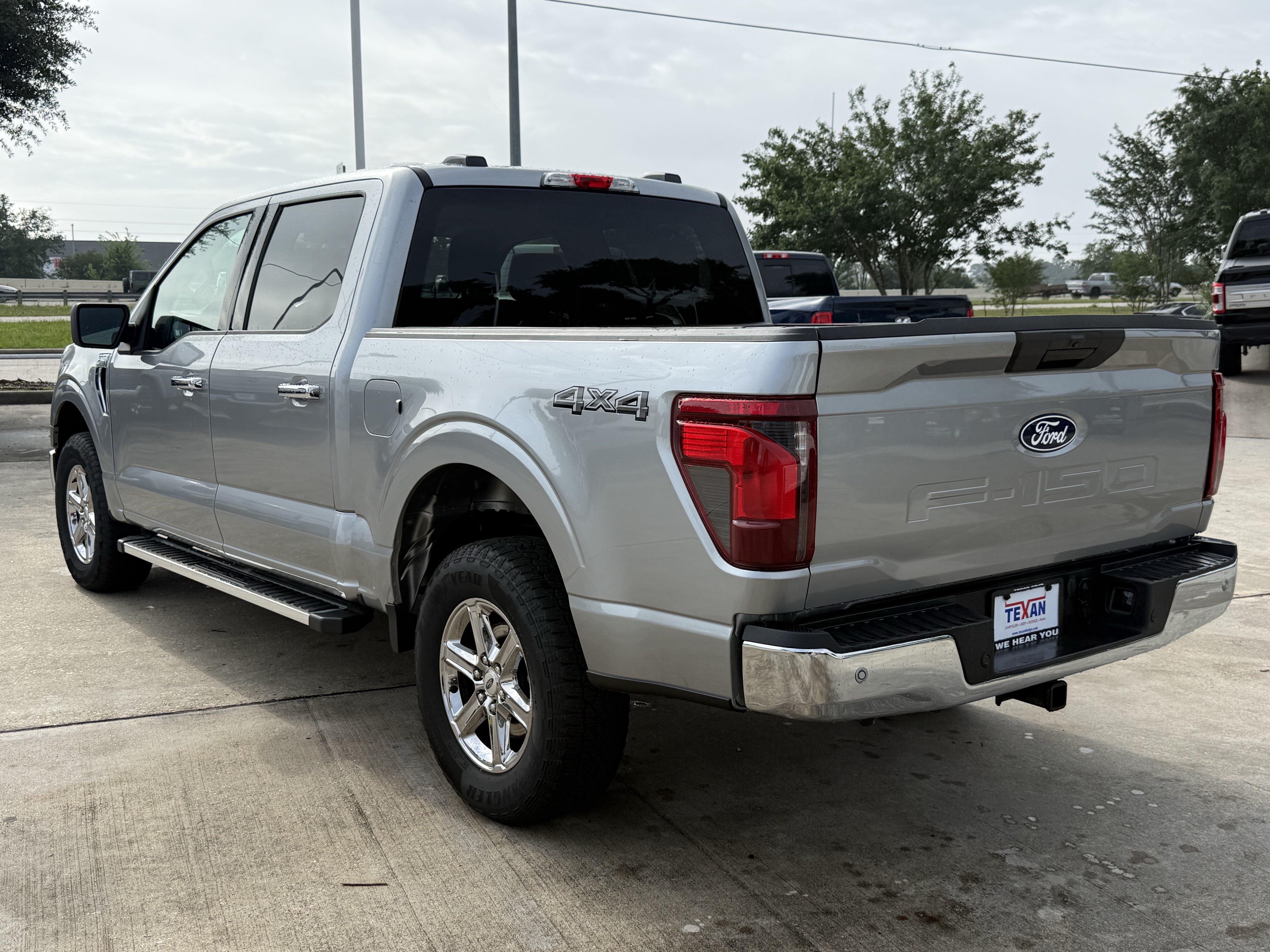 Used 2025 Ford F150 XLT w/ Equipment Group 301A Standard AWD/4WD image 7