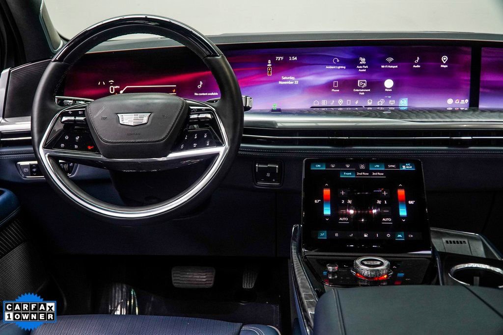 Used 2025 Cadillac Escalade IQ Luxury 2 AWD/4WD image 16