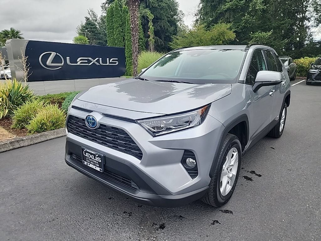 Used 2021 Toyota RAV4 XLE w/ Convenience Package AWD/4WD video 1