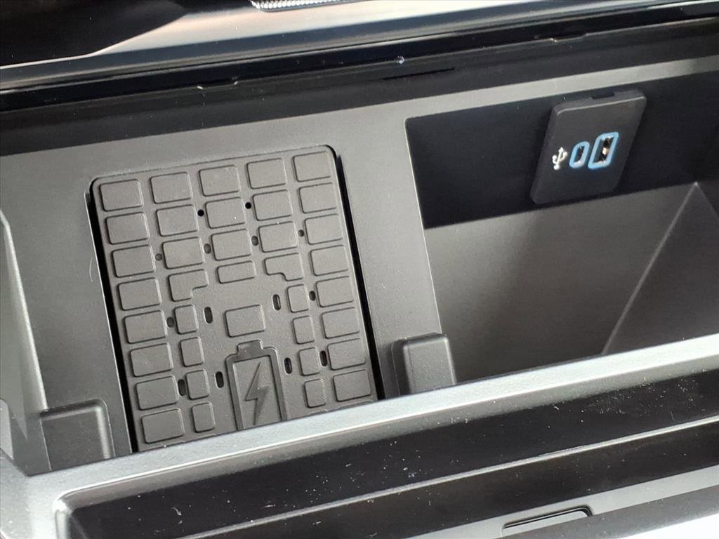 New 2026 Ford F450 Platinum w/ Platinum Plus Package image 11