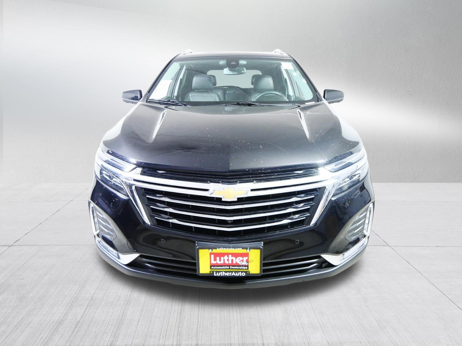 Used 2023 Chevrolet Equinox Premier image 2