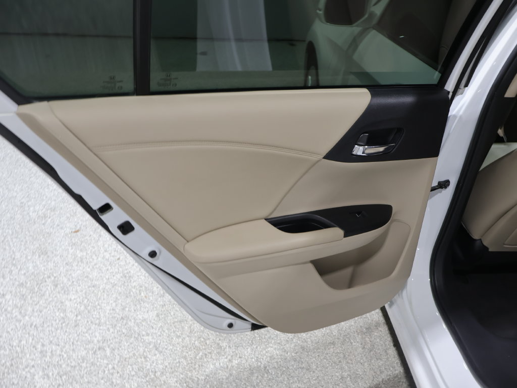 Used 2014 Honda Accord EX-L image 19