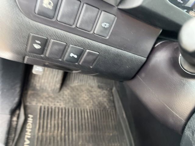 Used 2019 Toyota Highlander Limited AWD/4WD image 14