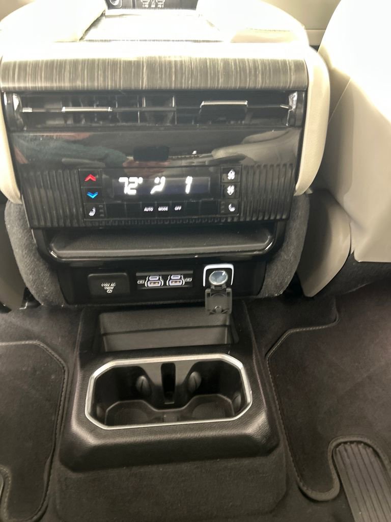 Used 2024 Jeep Wagoneer Series III image 17