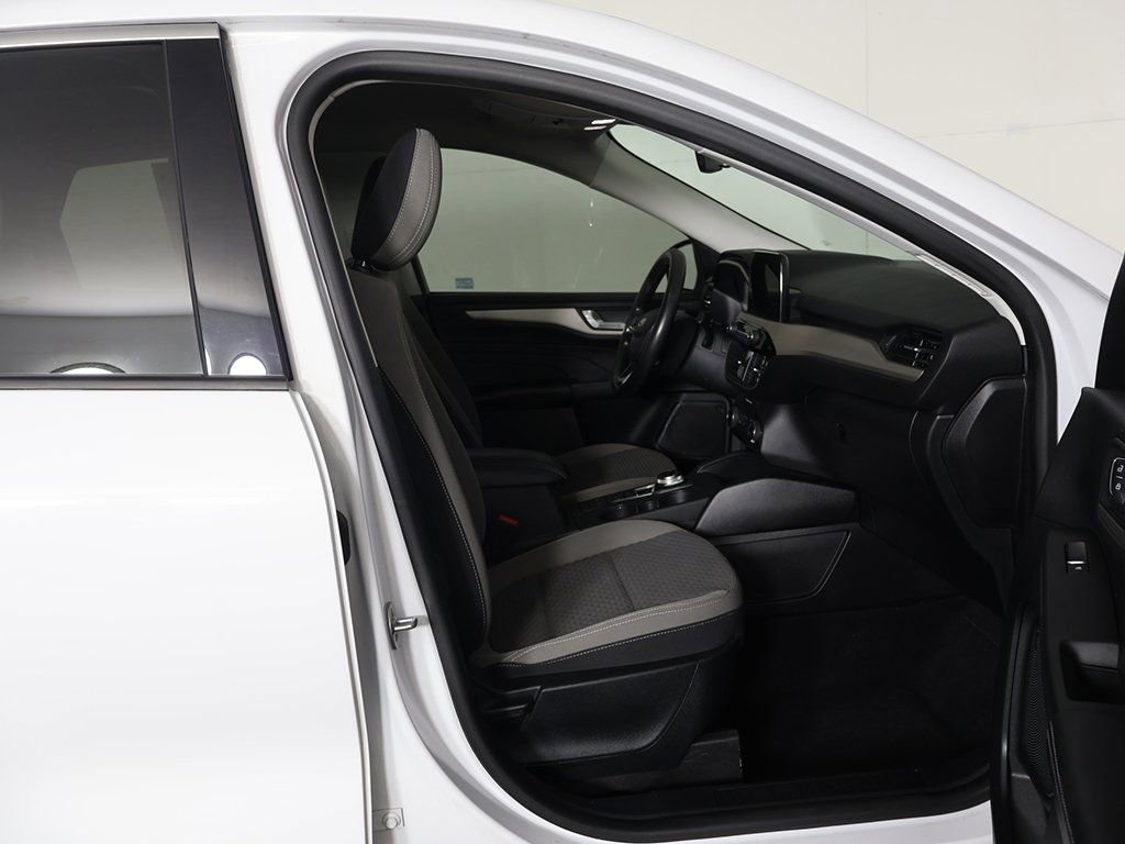 Used 2021 Ford Escape SE image 27