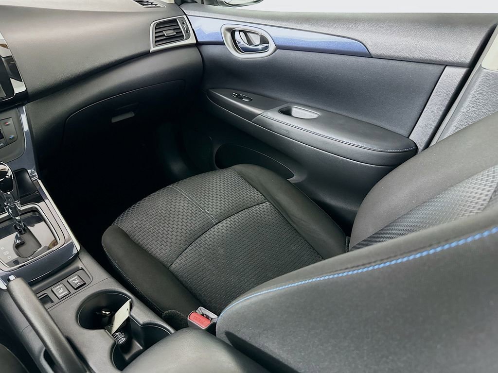 Used 2018 Nissan Sentra SR Turbo w/ SR Midnight Edition Package image 30