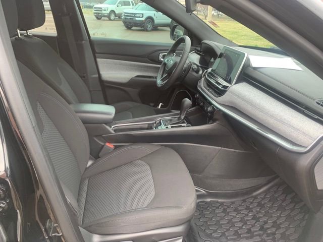 Used 2025 Jeep Compass Sport image 29