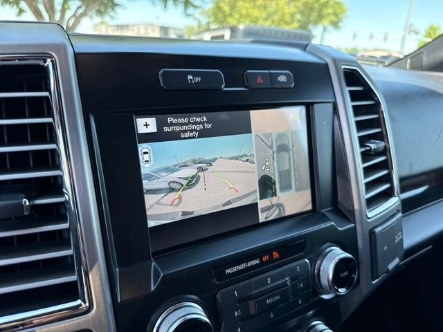 Used 2016 Ford F150 Platinum w/ Equipment Group 701A Luxury AWD/4WD image 31