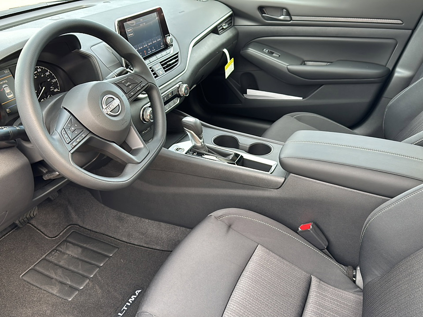 New 2025 Nissan Altima 2.5 S image 10