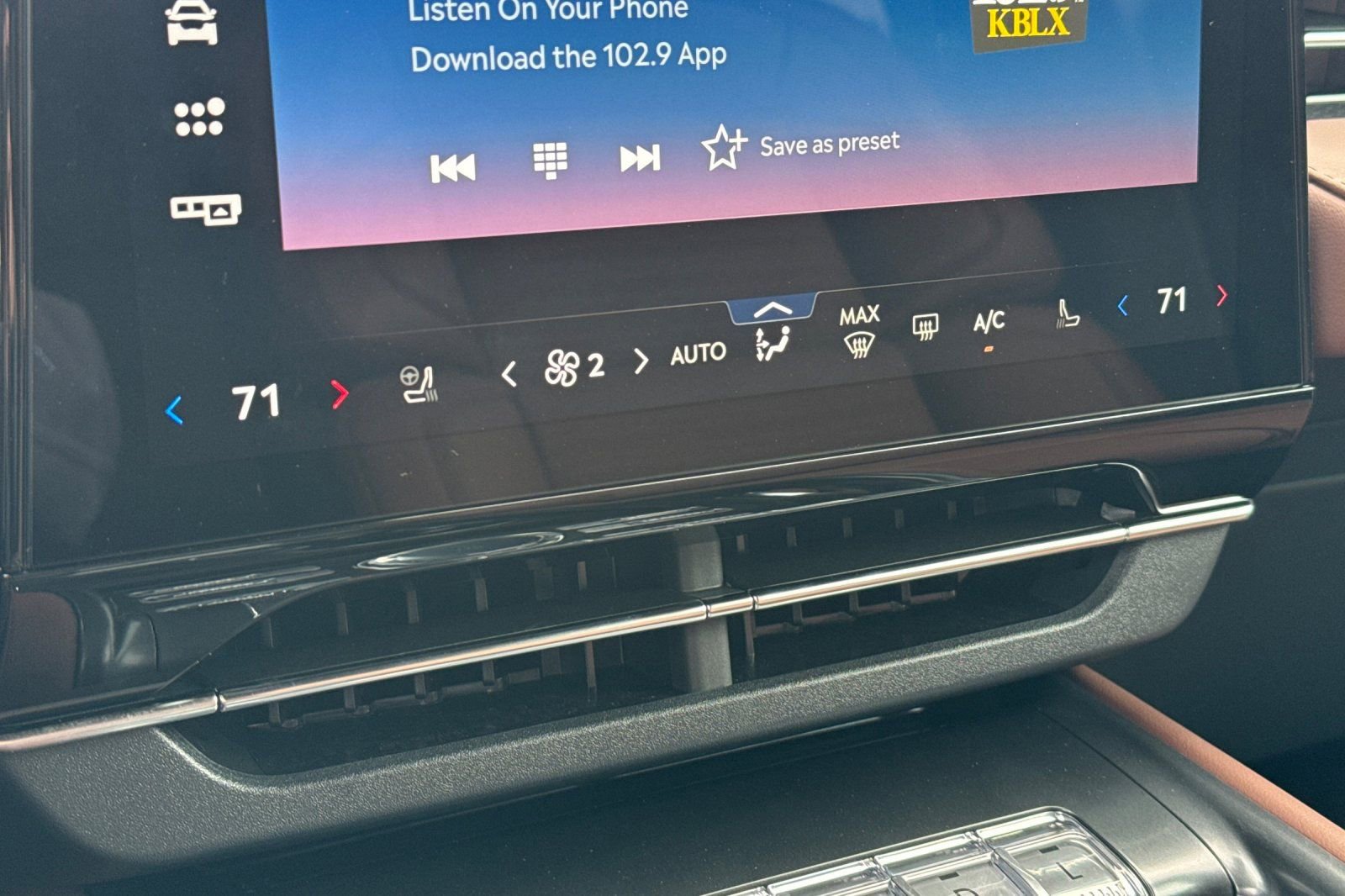 New 2026 Lincoln Nautilus Reserve image 18