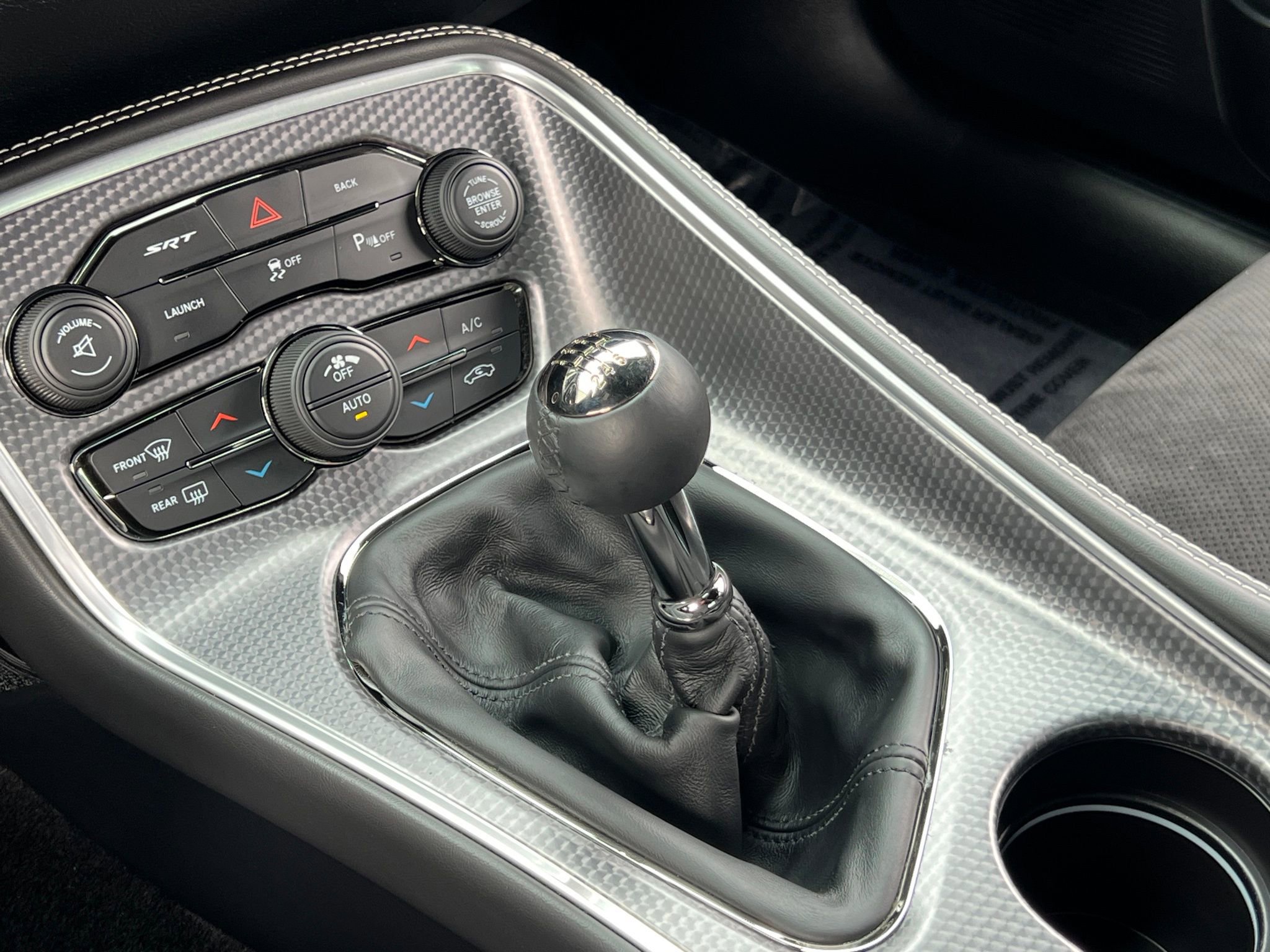 Used 2015 Dodge Challenger SRT Hellcat image 25