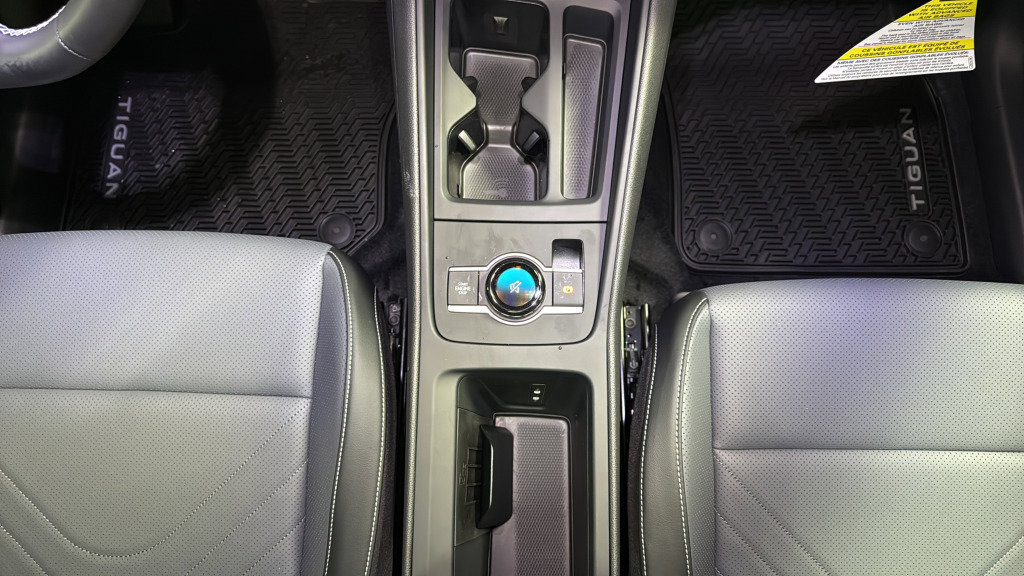 New 2026 Volkswagen Tiguan SE AWD/4WD image 35
