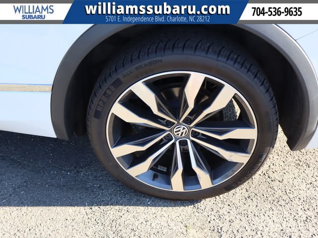 Used 2021 Volkswagen Tiguan SEL Premium R-Line AWD/4WD image 42