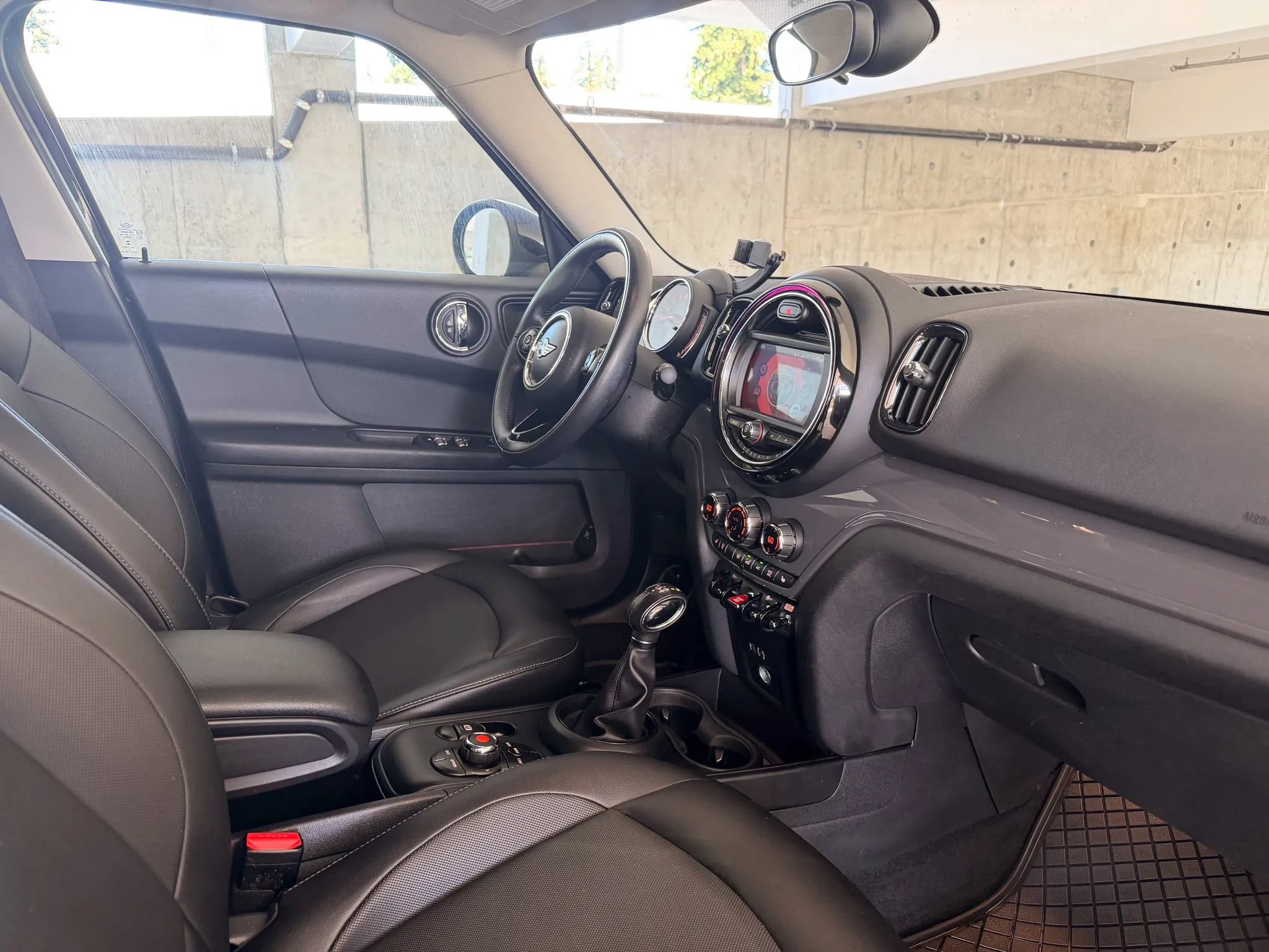 Used 2018 MINI Cooper Countryman ALL4 AWD/4WD image 25