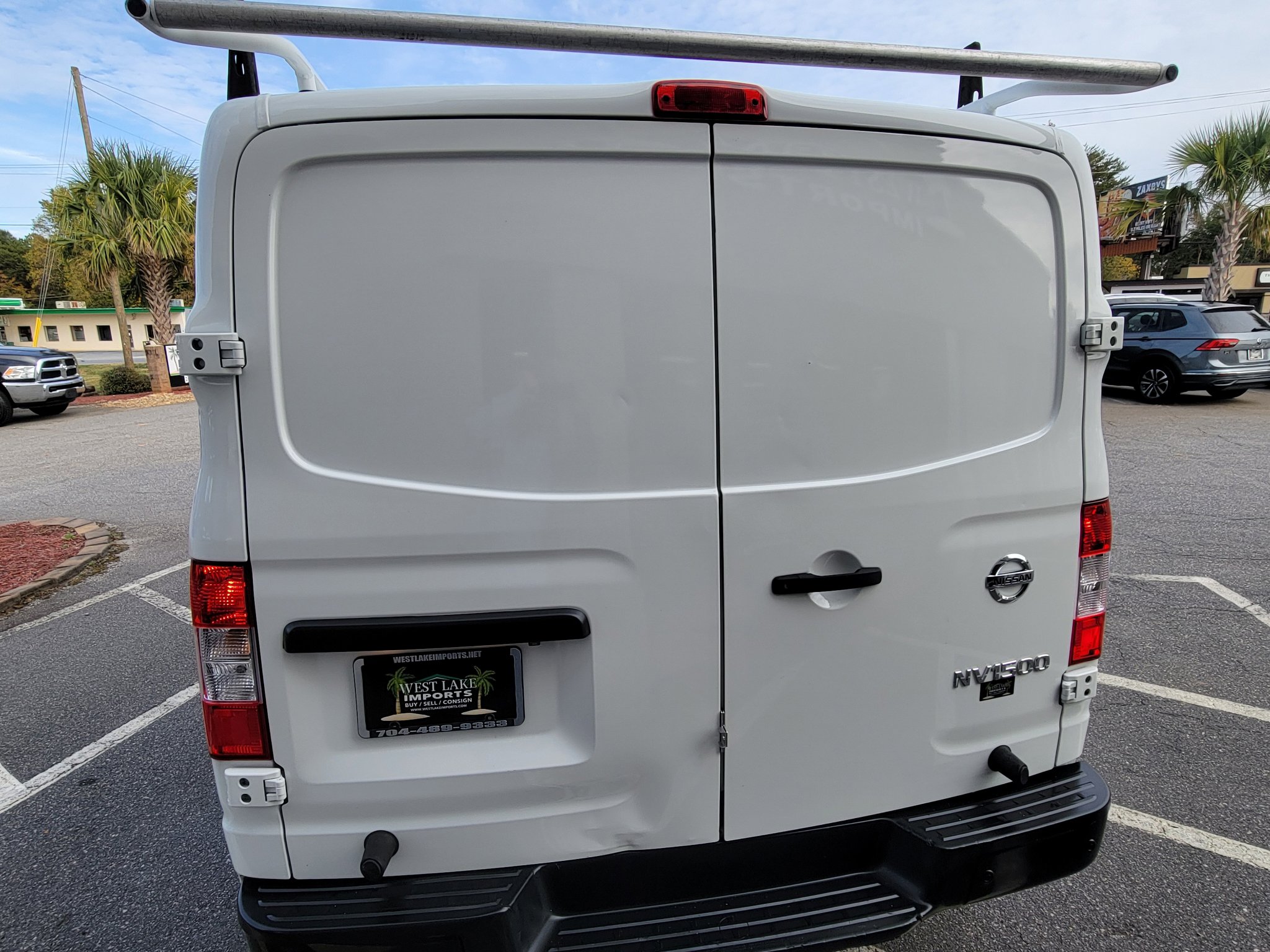 Used 2020 Nissan NV 1500 SV image 11