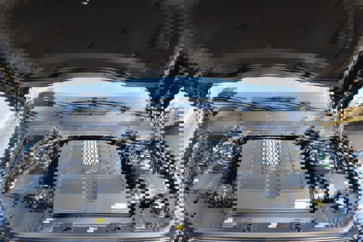 Used 2018 Land Rover Range Rover HSE image 52