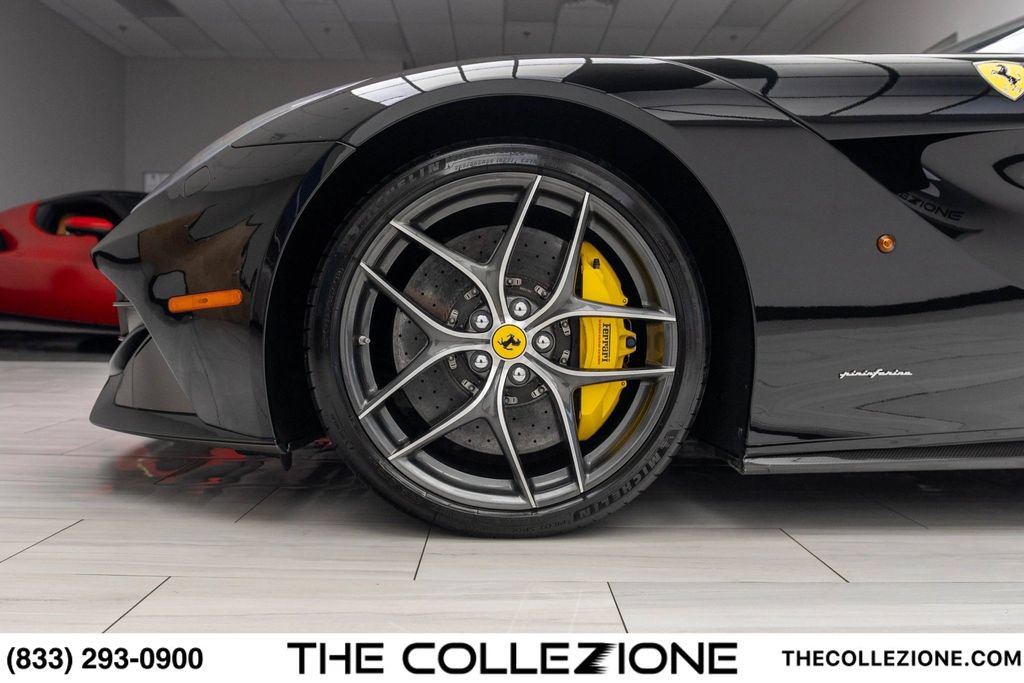 Used 2014 Ferrari F12 Berlinetta RWD image 13