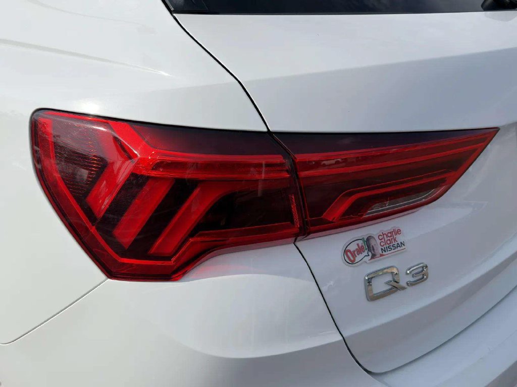 Used 2025 Audi Q3 2.0T Premium AWD/4WD image 30