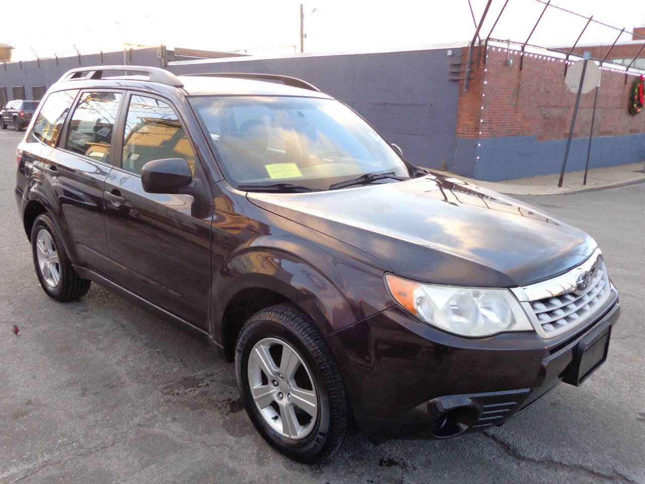 Used 2013 Subaru Forester 2.5X w/ Alloy Wheel Pkg image 2