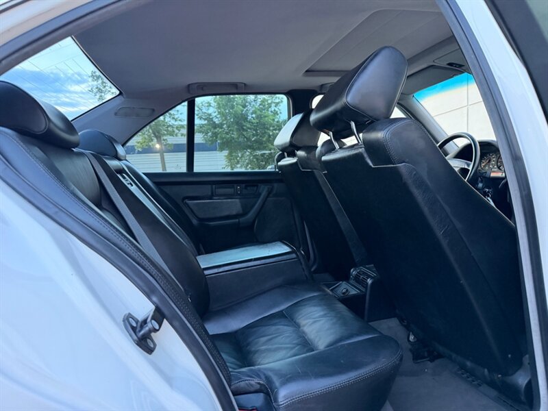 Used 1991 BMW M5 RWD image 36