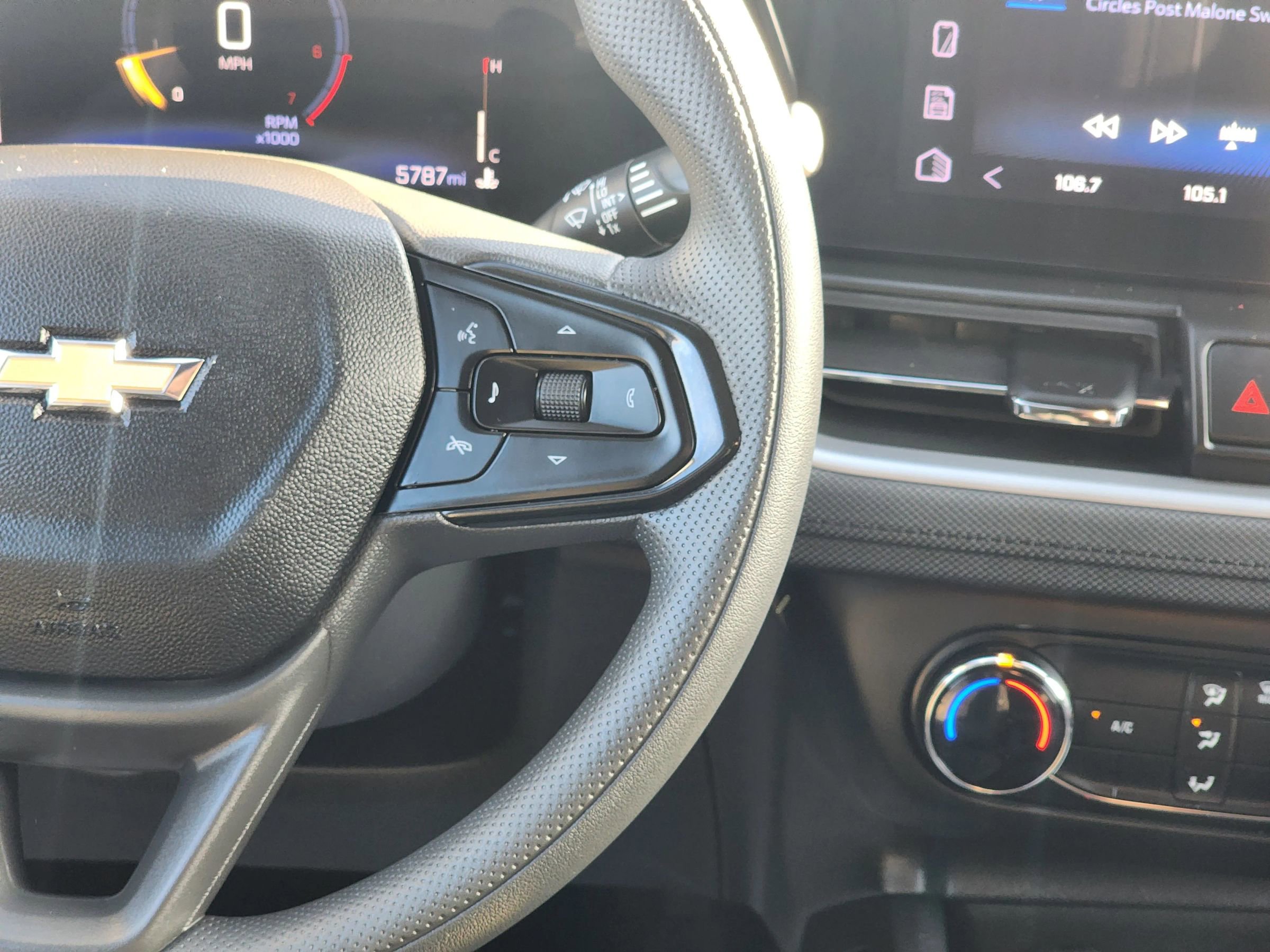 Used 2026 Chevrolet TrailBlazer LS w/ LS Convenience Package image 13