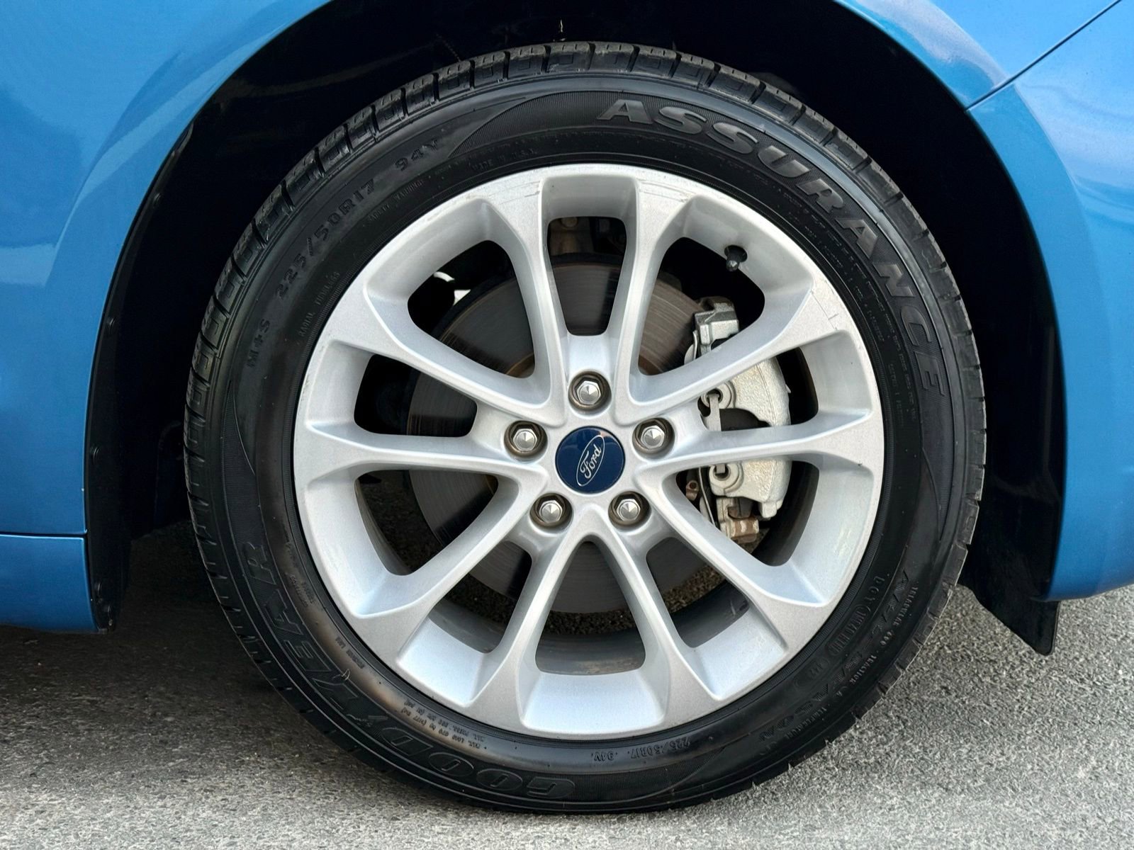Used 2020 Ford Fusion SE FWD image 13