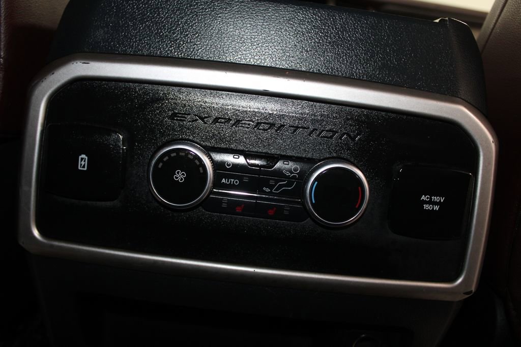 Used 2022 Ford Expedition Max Limited image 34