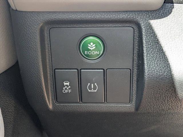 Used 2017 Honda HR-V EX image 11