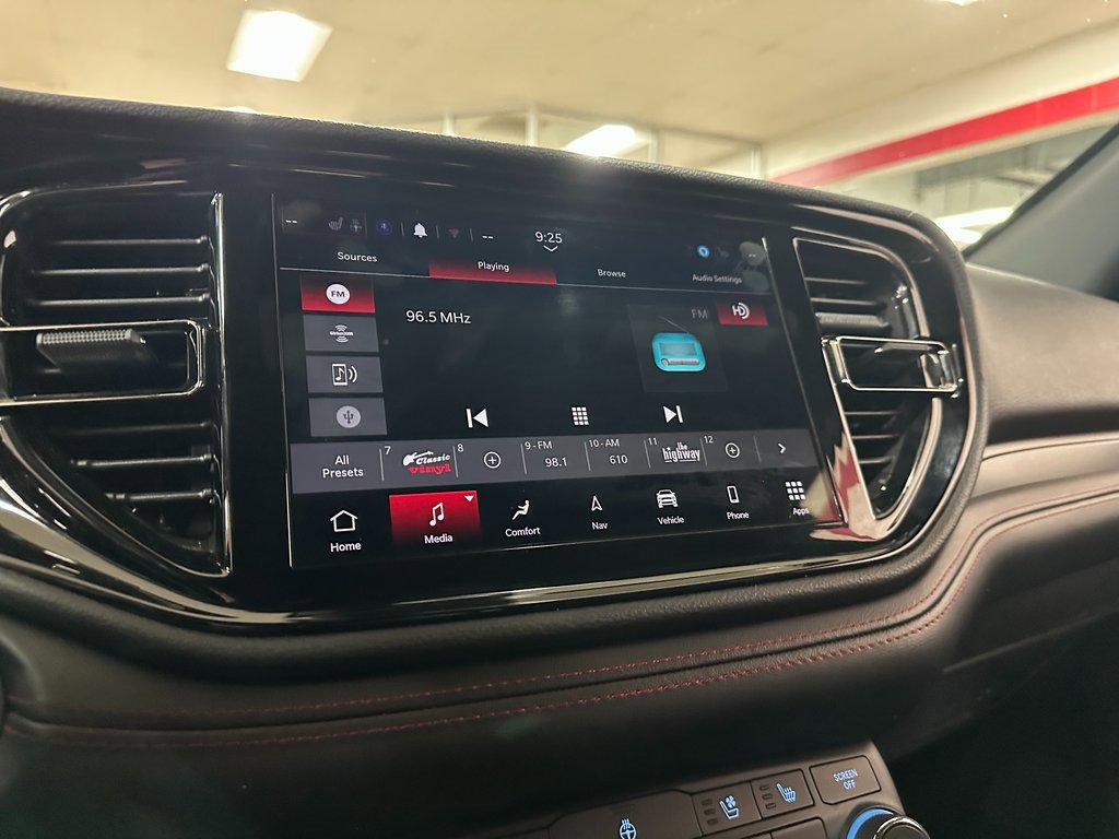 Certified 2024 Dodge Durango GT image 23