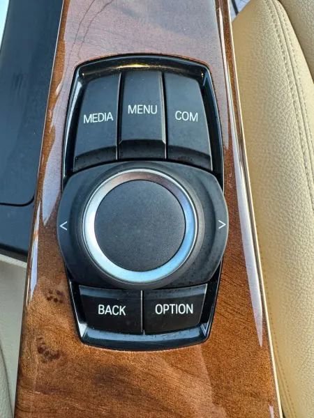 Used 2018 BMW 330i Sedan RWD image 37