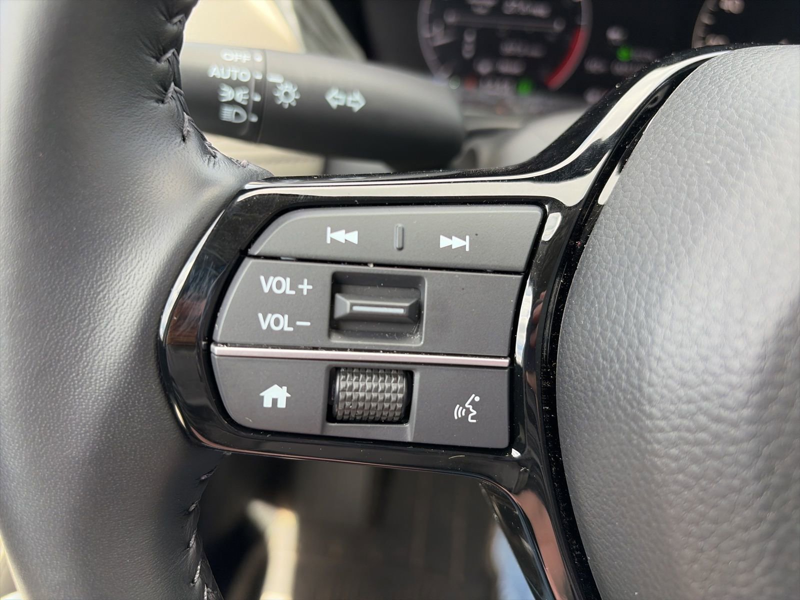 Used 2025 Honda HR-V EX-L image 20