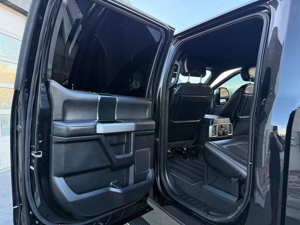 Used 2021 Ford F350 Platinum AWD/4WD image 24