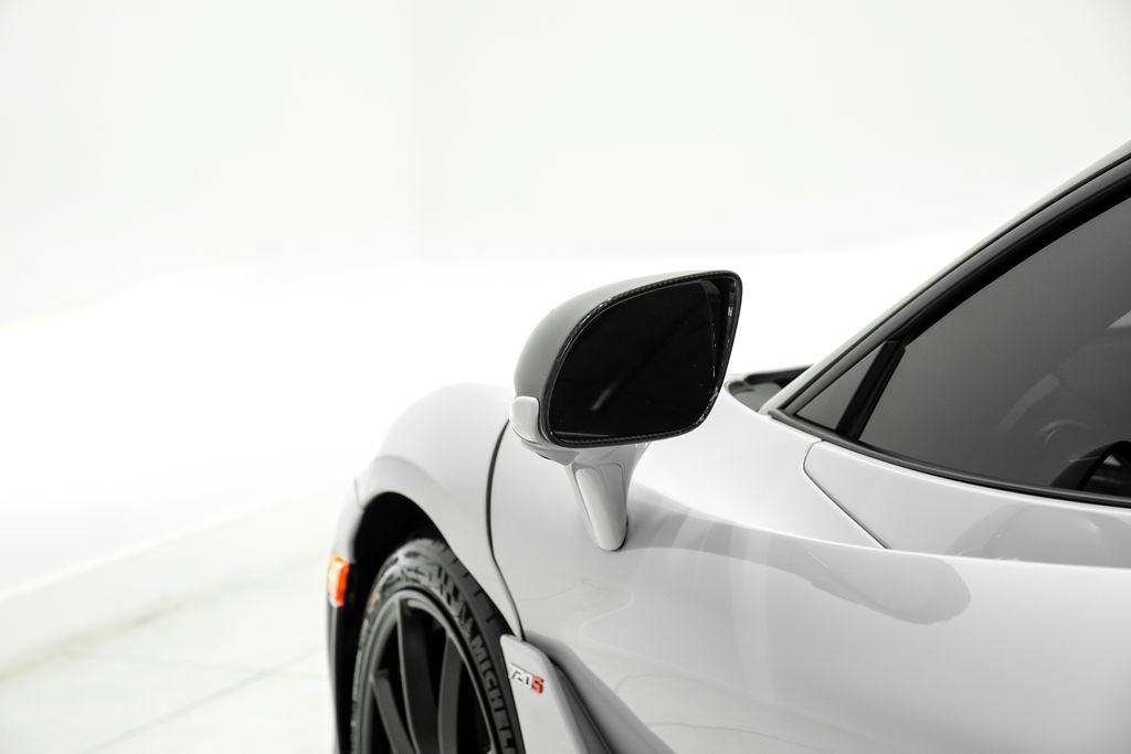 Used 2020 McLaren 720S Performance RWD image 34