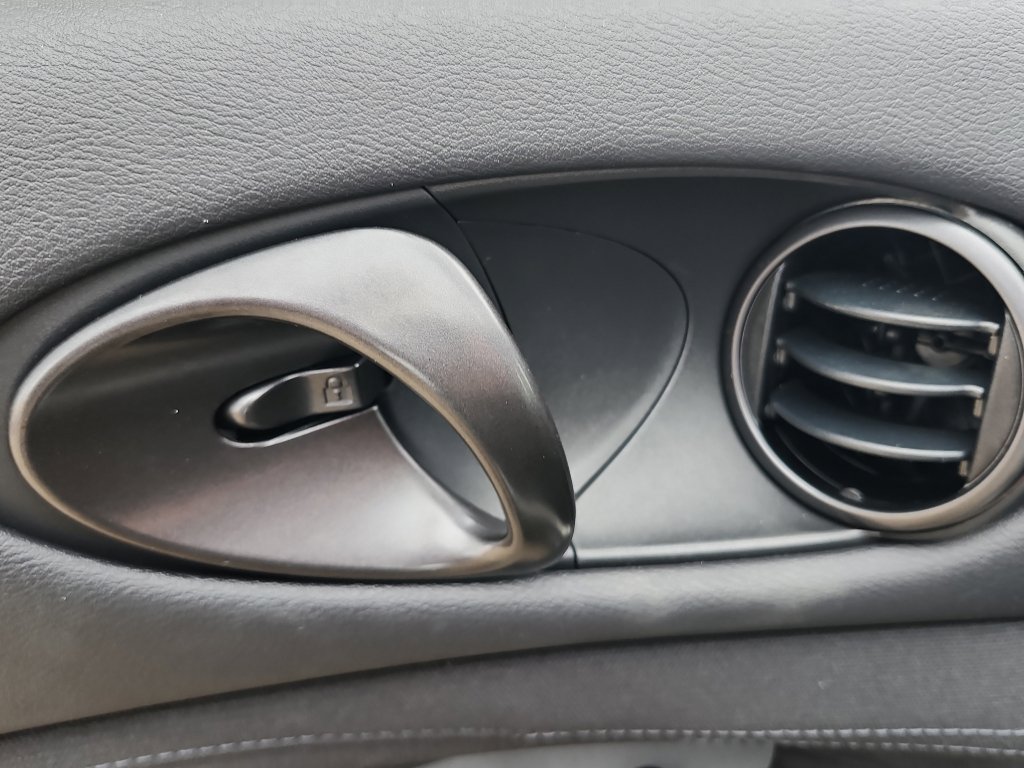 Used 2024 Nissan Z Sport w/ Floor Mat Package image 15