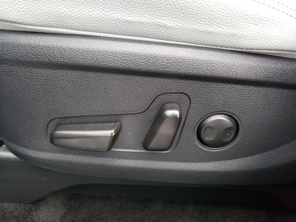 Used 2020 Hyundai Palisade SEL w/ Premium Package image 21