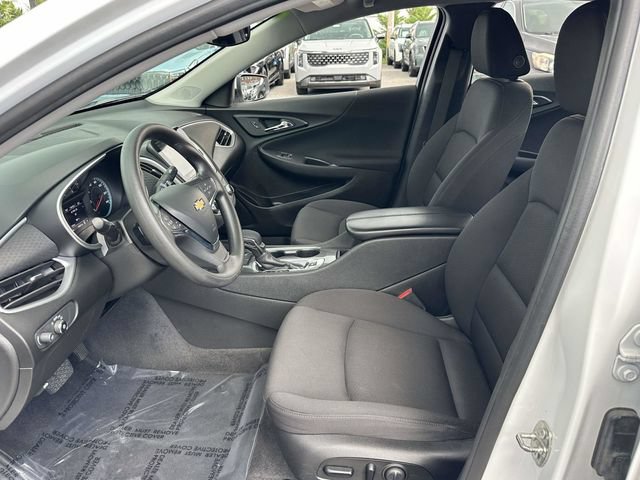 Used 2023 Chevrolet Malibu LT FWD image 17
