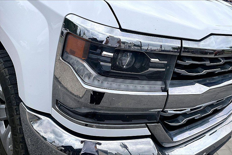 Used 2018 Chevrolet Silverado 1500 LTZ w/ Texas Edition AWD/4WD image 23