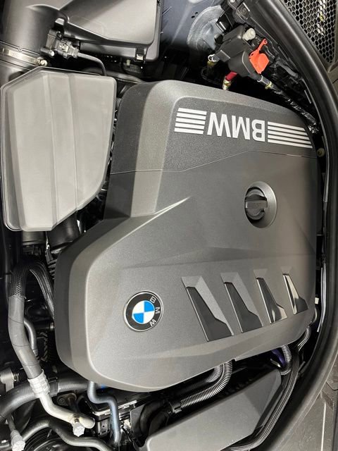 Used 2025 BMW 330i xDrive Sedan w/ Premium Package image 25