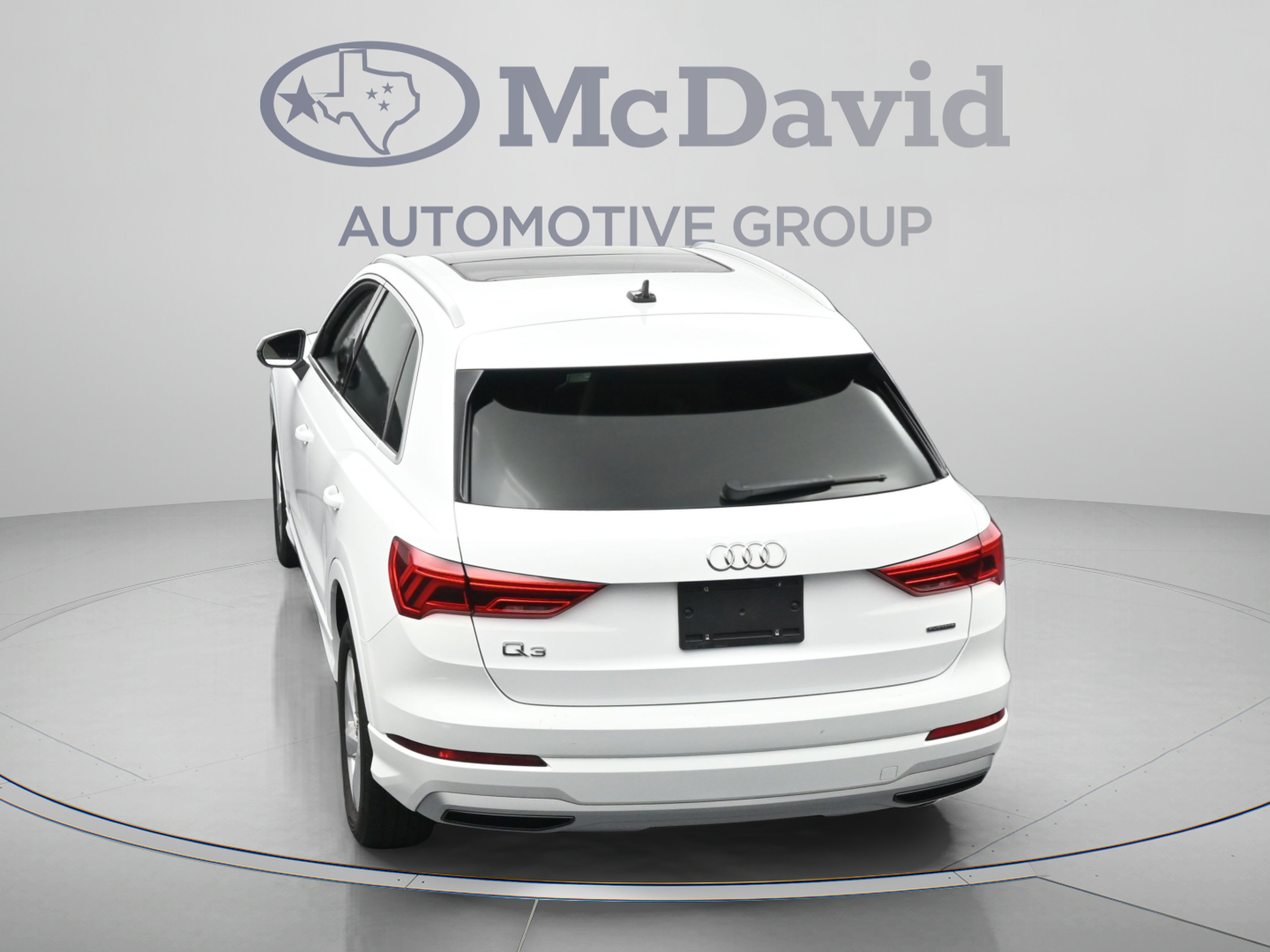 Used 2020 Audi Q3 2.0T Premium AWD/4WD image 38