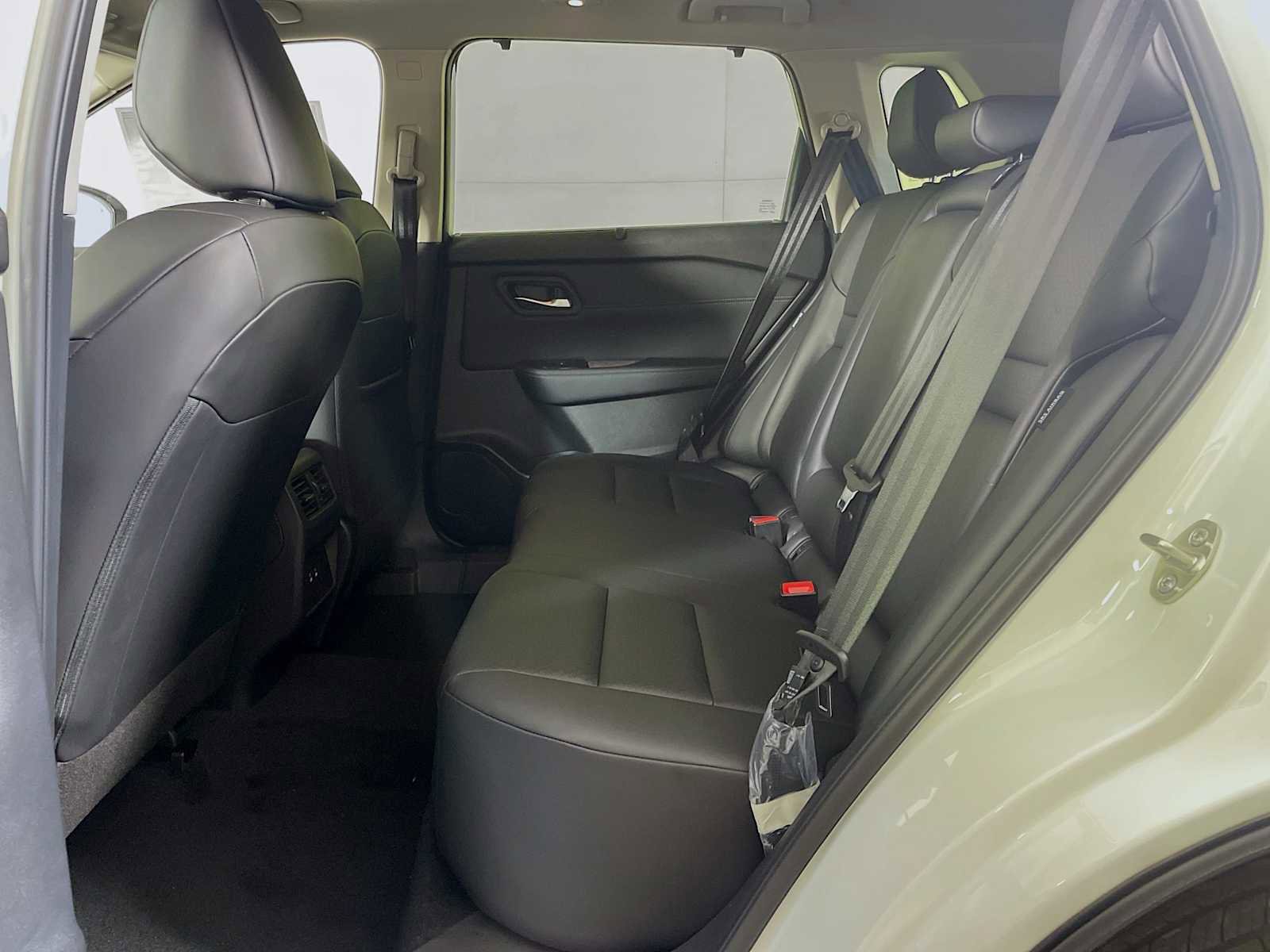 New 2026 Nissan Rogue SV image 5