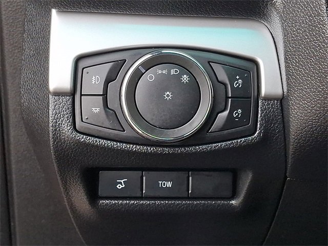 Used 2017 Ford Explorer XLT w/ Equipment Group 202A image 24