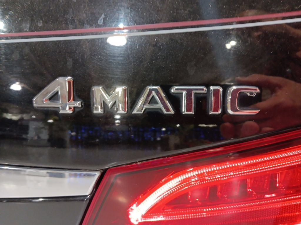 Used 2014 Mercedes-Benz E 350 4MATIC Wagon image 12