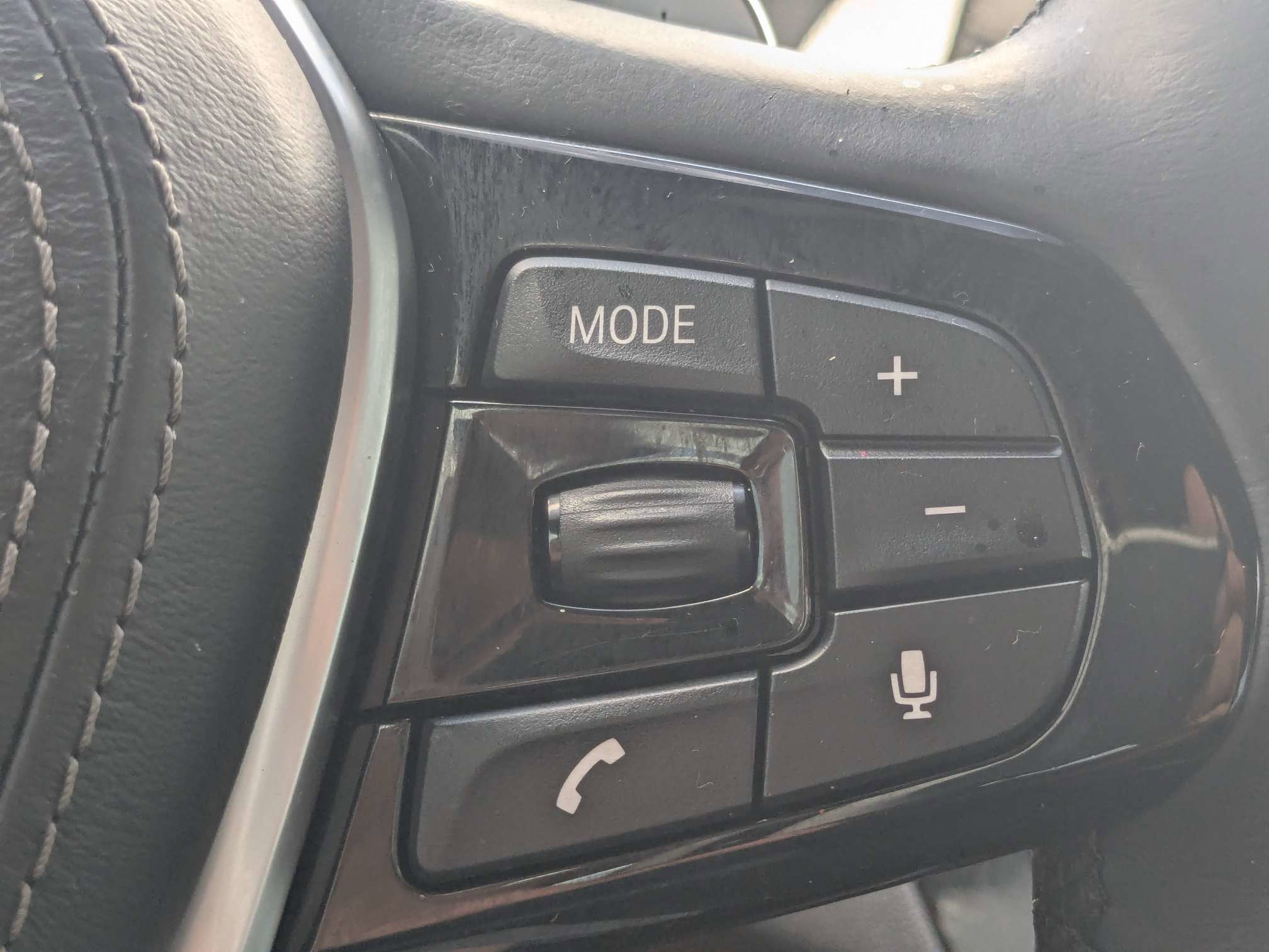 Used 2018 BMW 530i RWD image 33