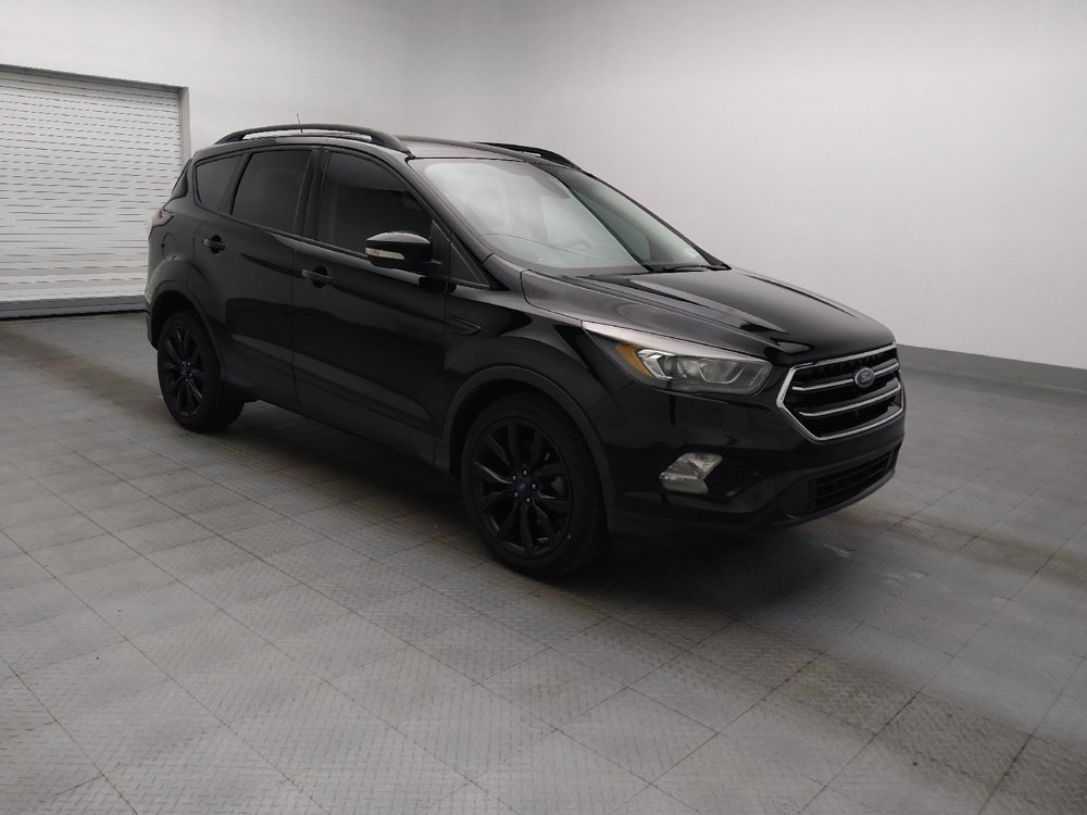Used 2017 Ford Escape Titanium FWD image 11
